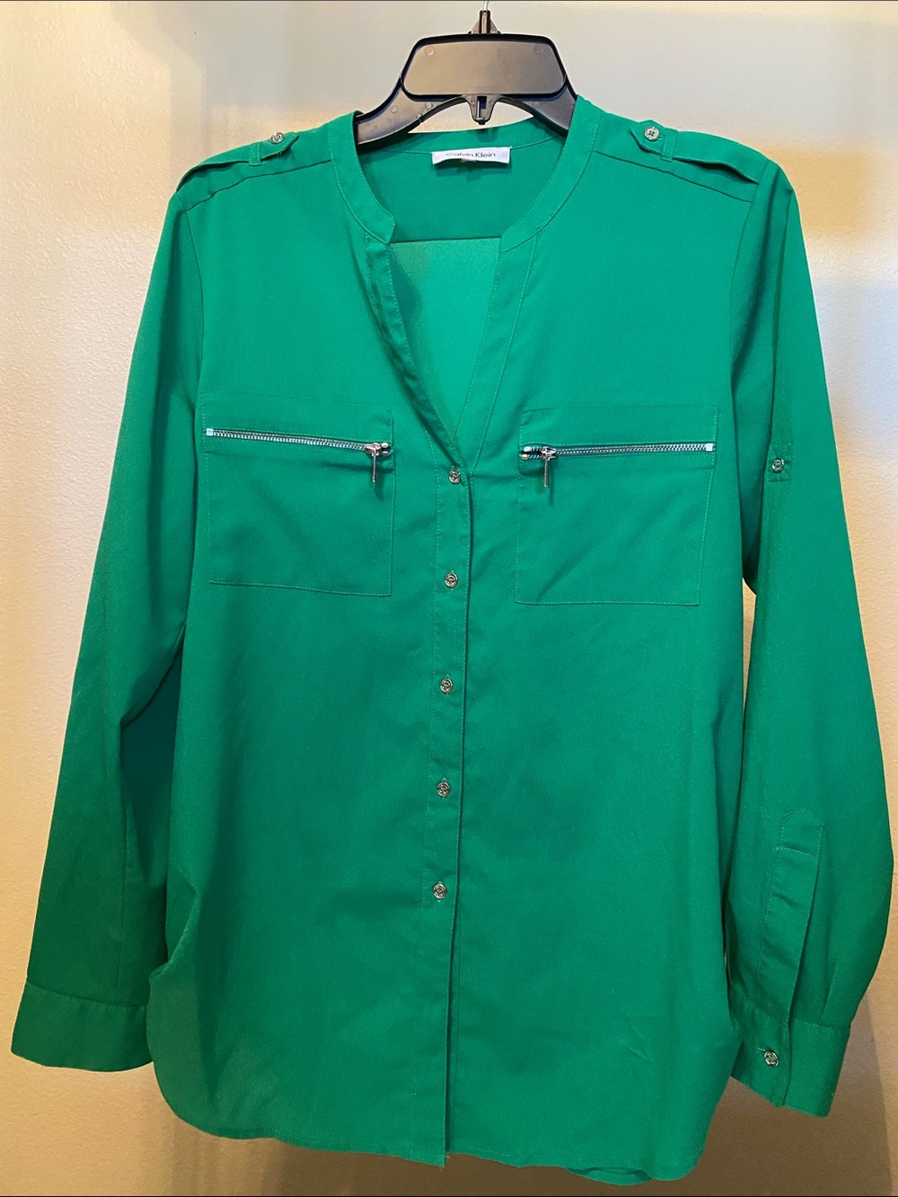 Women’s Medium Calvin Klein Emerald Green Utility Button-Front Long Sleeve Top